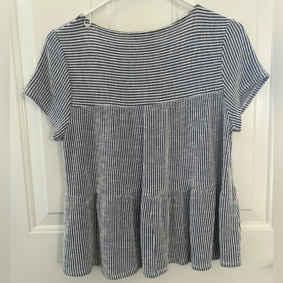 W5 Blue and White Striped Tiered Top Size Medium - Picture 5 of 7